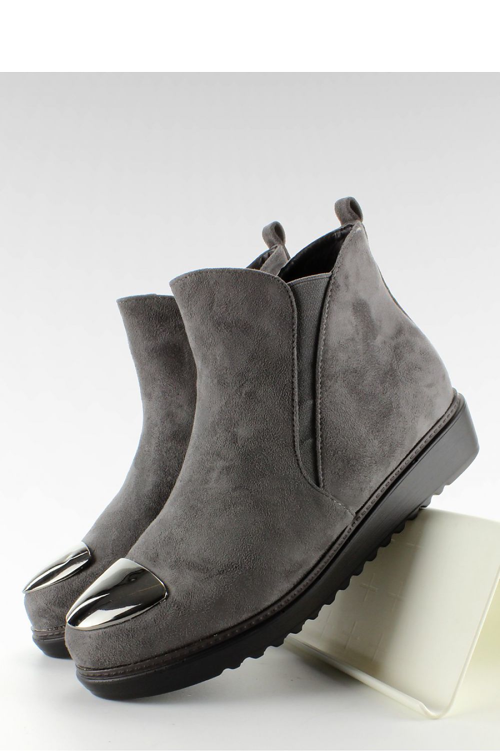 Boots model 62063