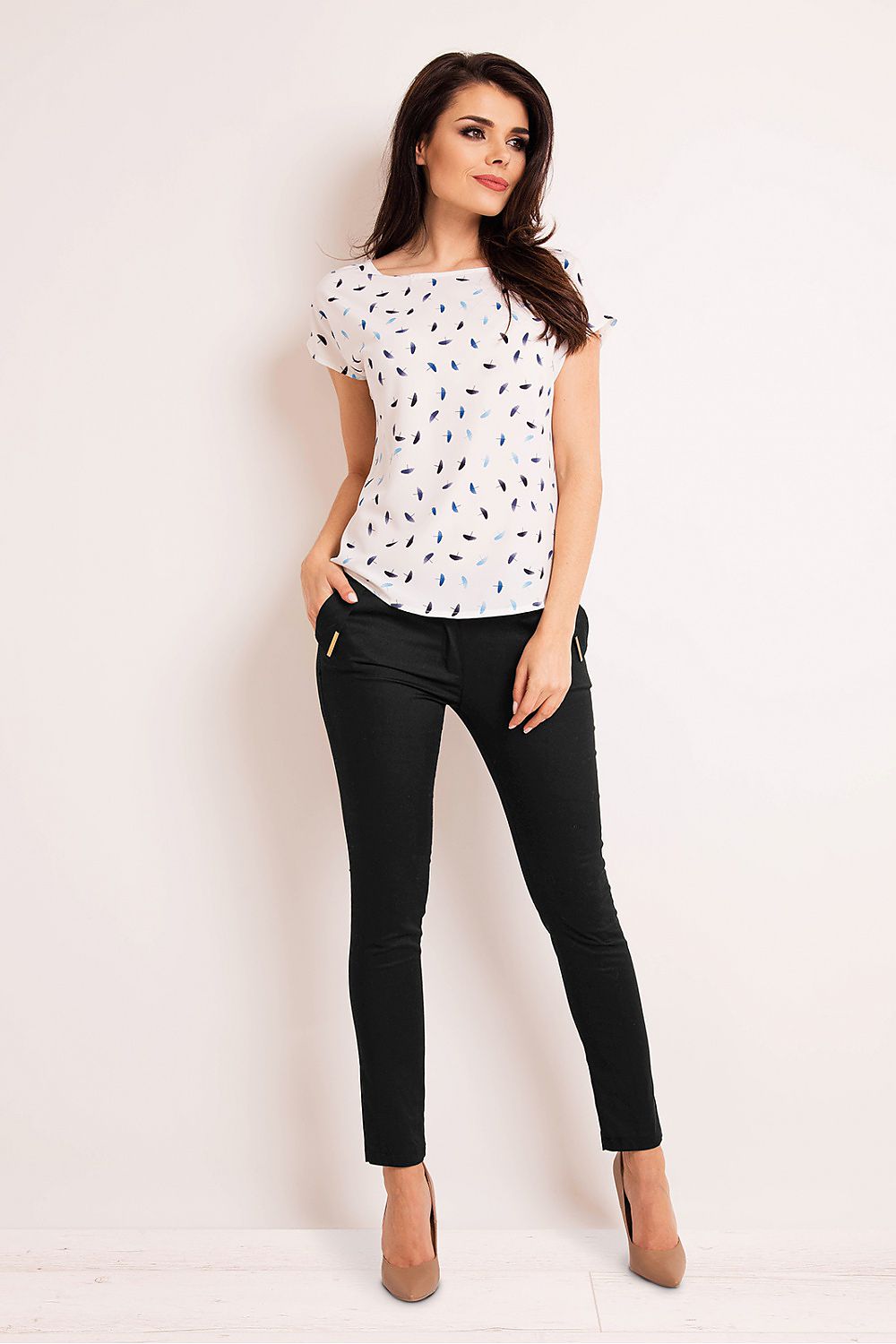 Blouse model 80728