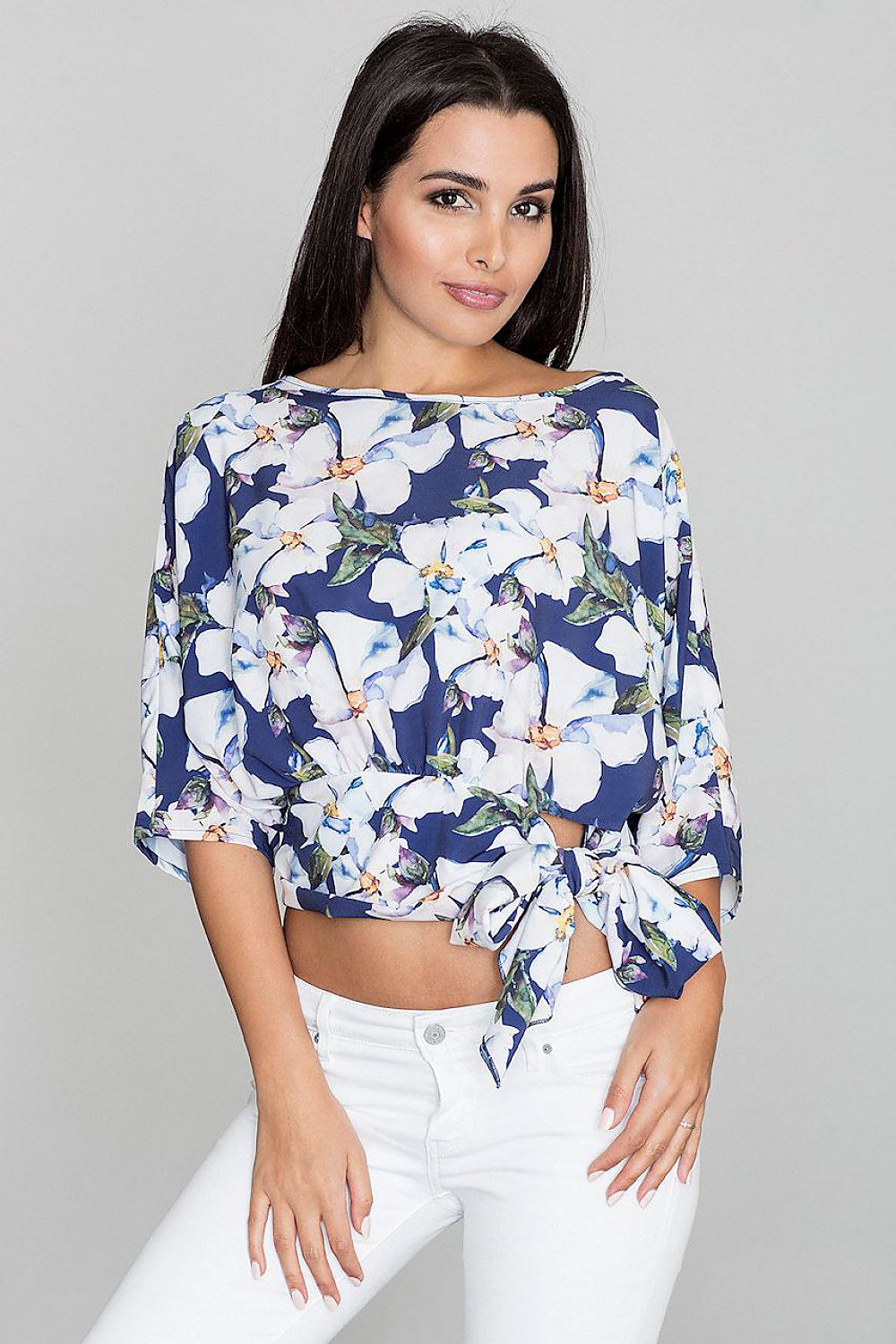 Blouse model 111056
