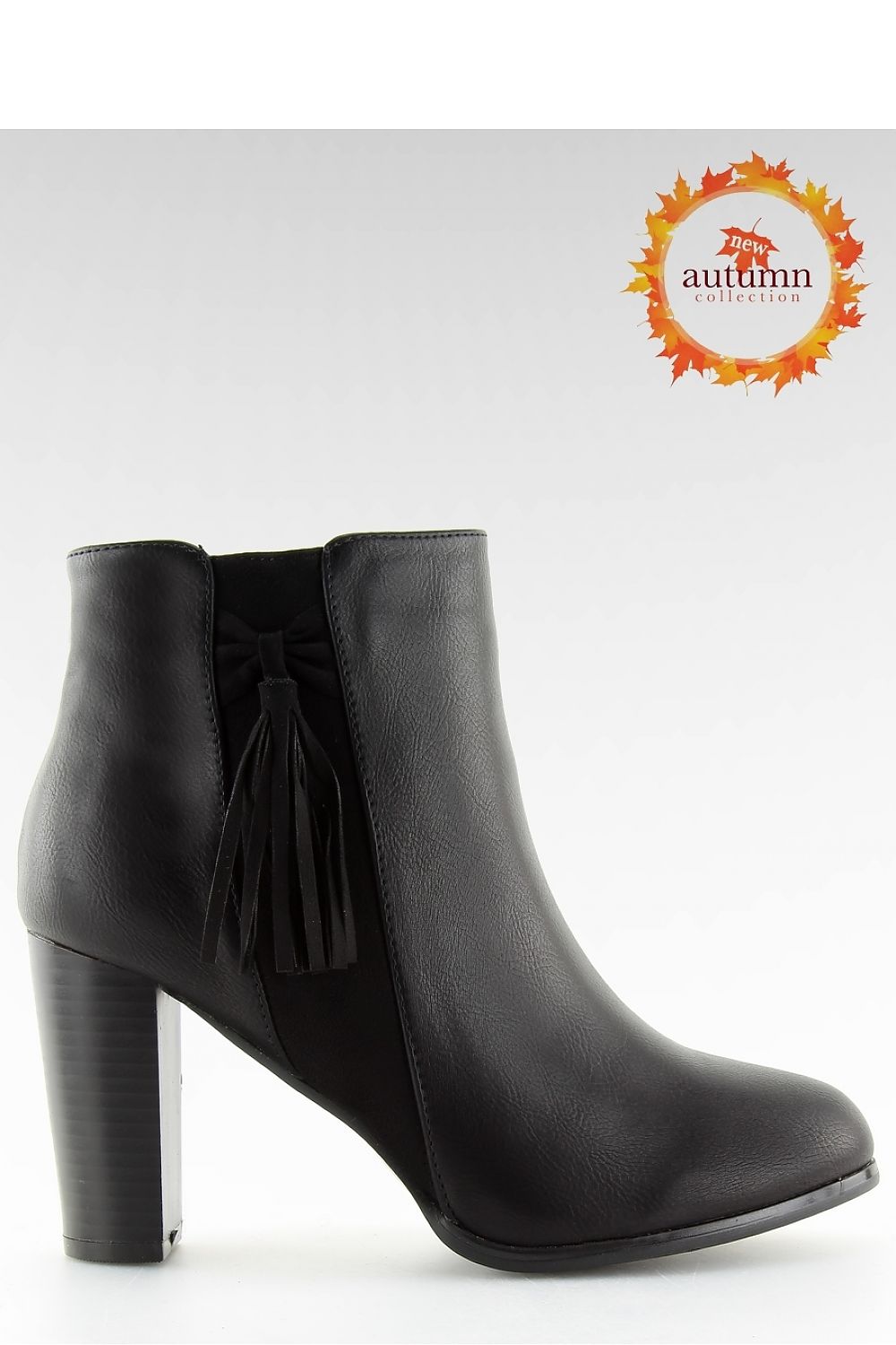 Heel boots model 122310