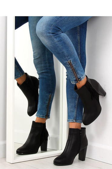 Heel boots model 122310