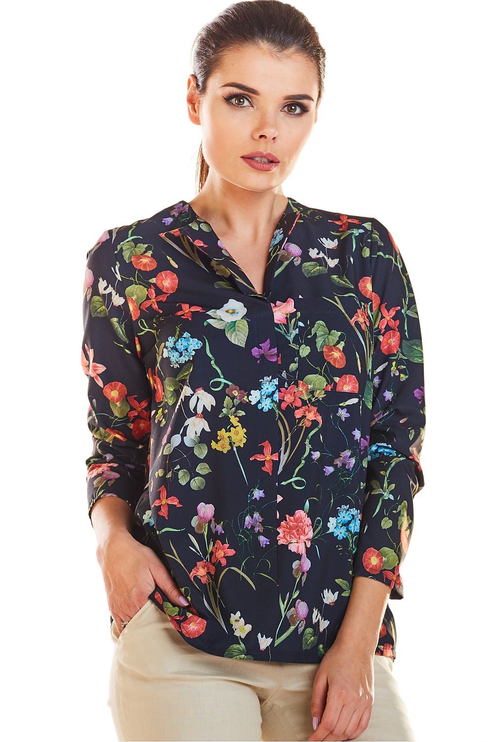 Blouse model 129233