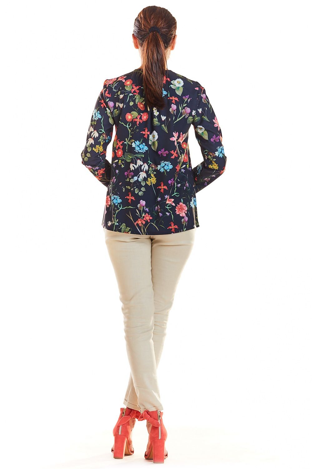 Blouse model 129233