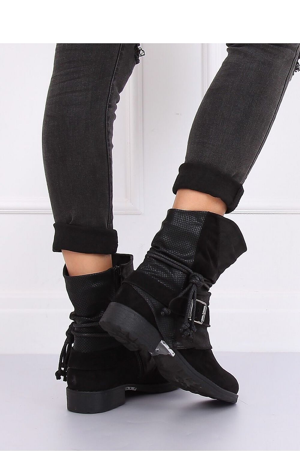 Boots model 134701