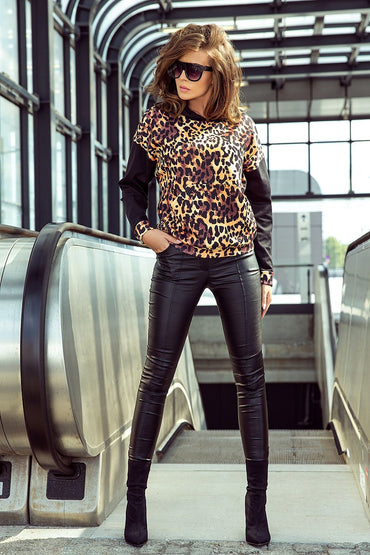 Sweatshirt model 137441