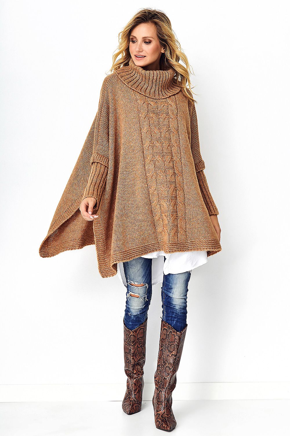 Poncho model 139871