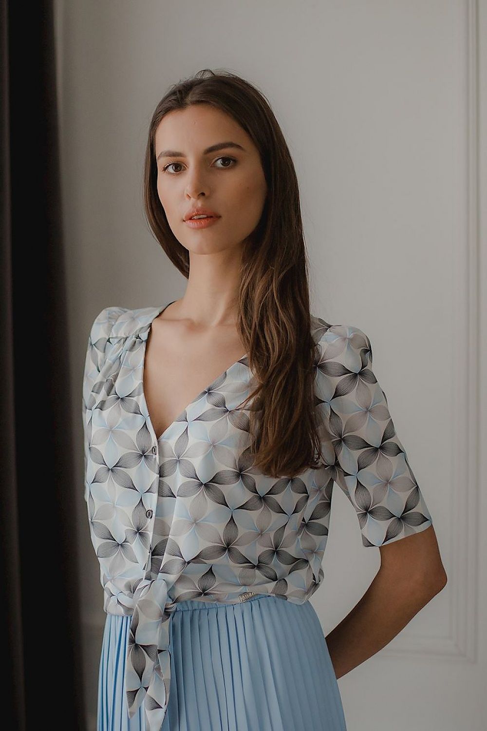 Short sleeve shirt model 143906