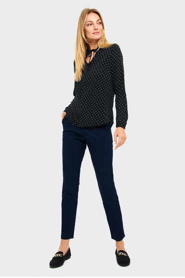 Blouse model 147025