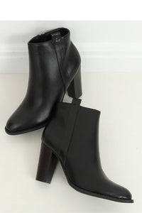 Heel boots model 147364