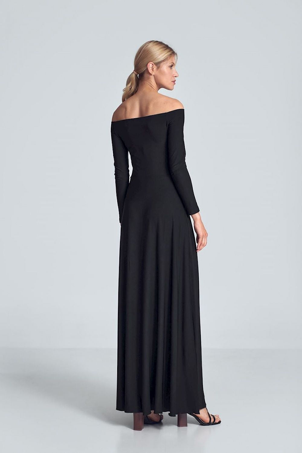 Long dress model 147924