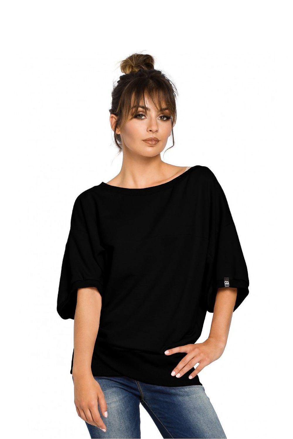 Sweatshirt model 150123