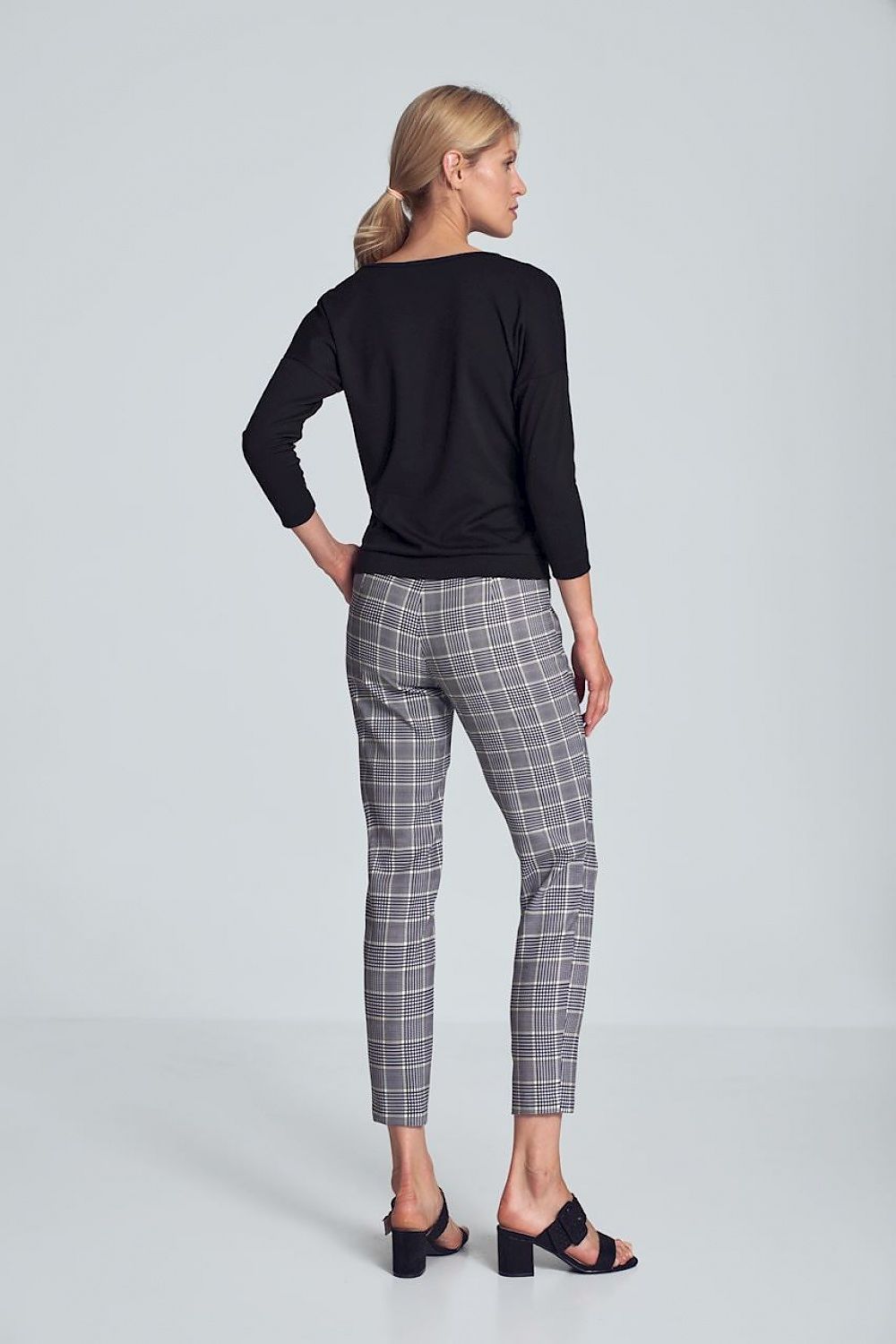 Women trousers model 150783 - Lojahub