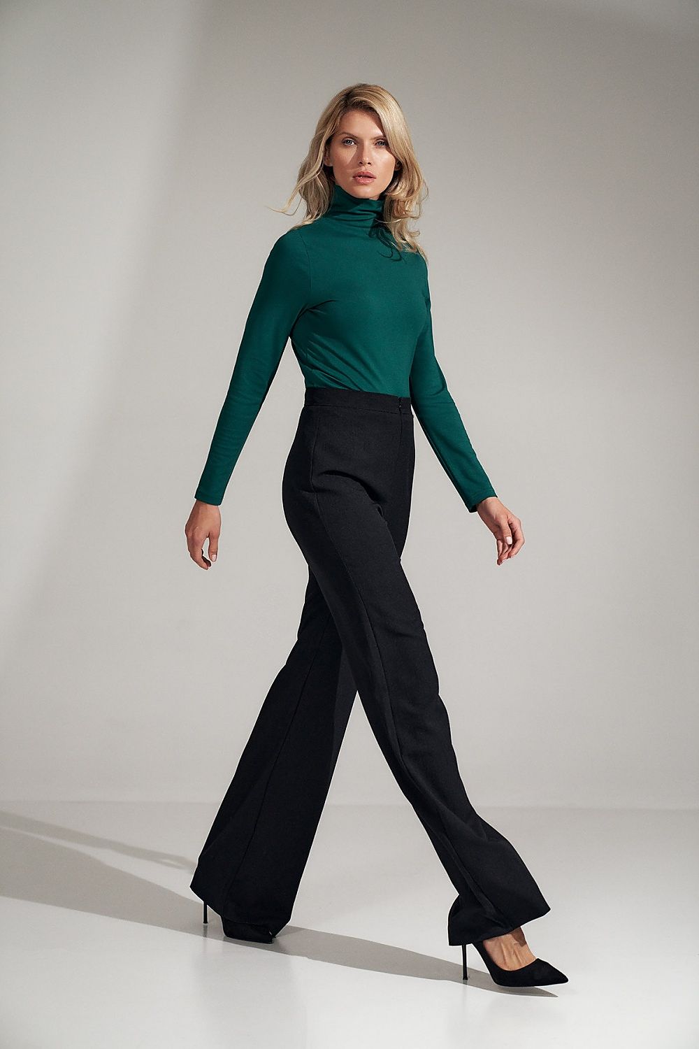 Women trousers model 150789 - Lojahub