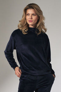 Sweatshirt model 151809