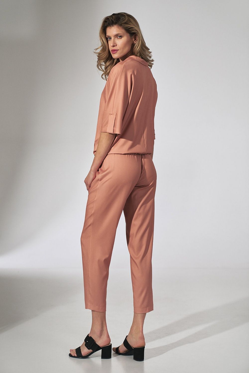 Women trousers model 151817 - Lojahub