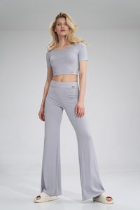 Women trousers model 154709