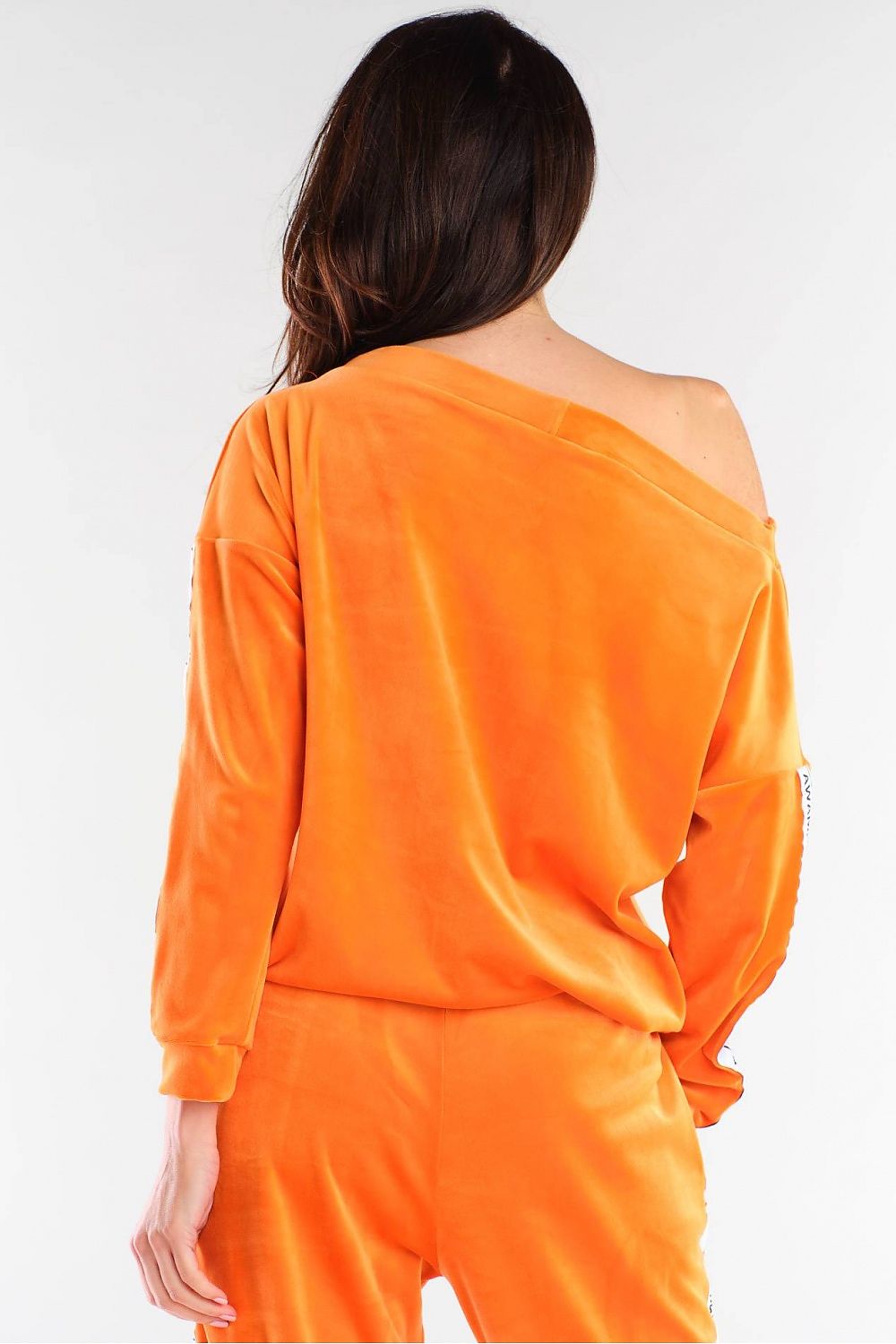  Sweatshirt model 154807 awama 