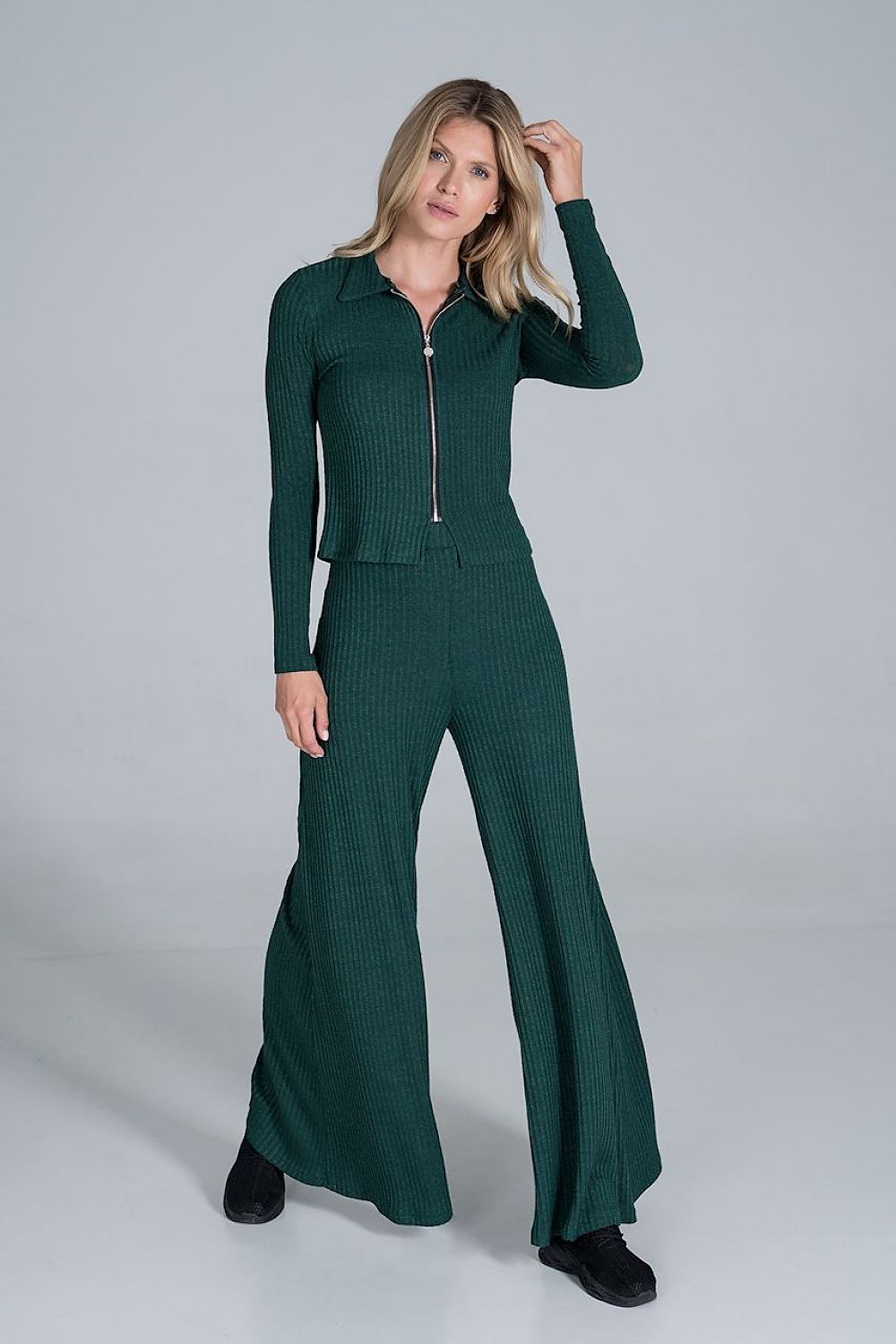 Trousers model 157538