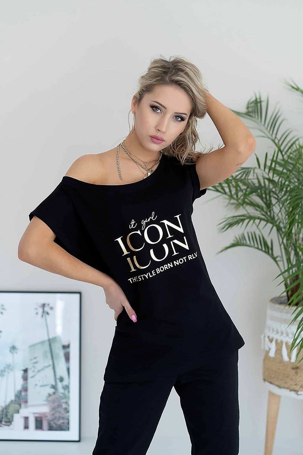 Blouse model 158249