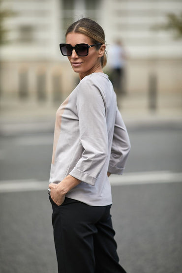Blouse model 159541