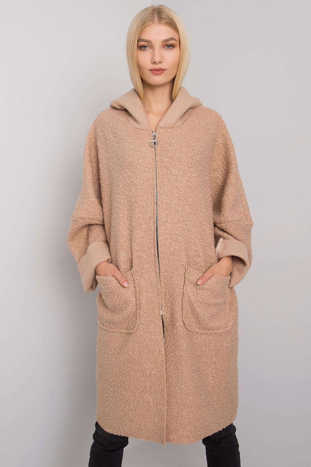Coat model 159760