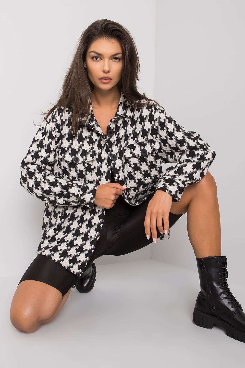 Long sleeve shirt model 160827