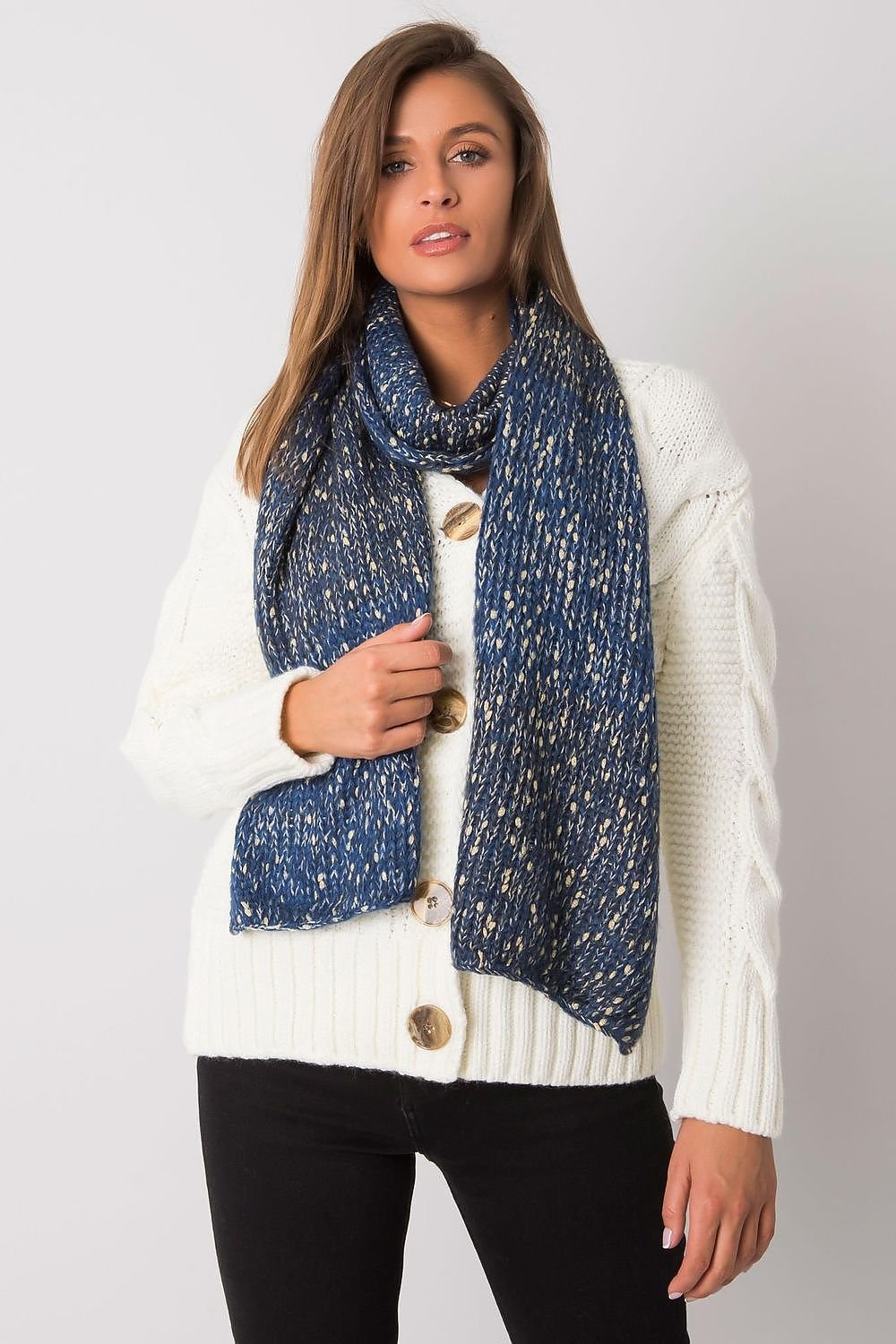Shawl model 161165