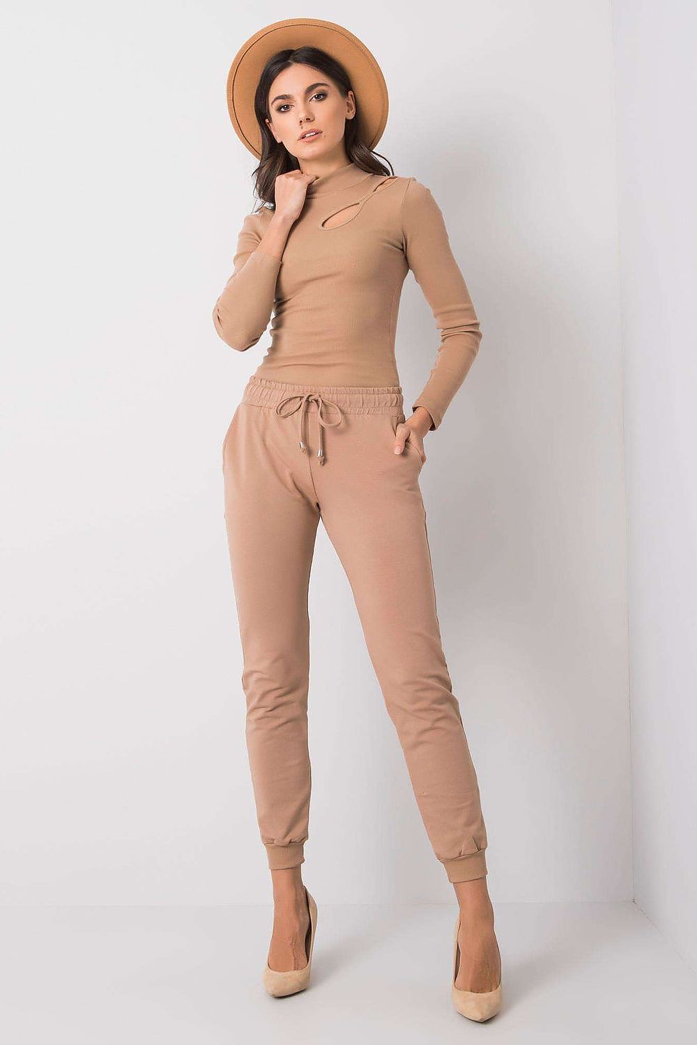 Tracksuit trousers model 161322