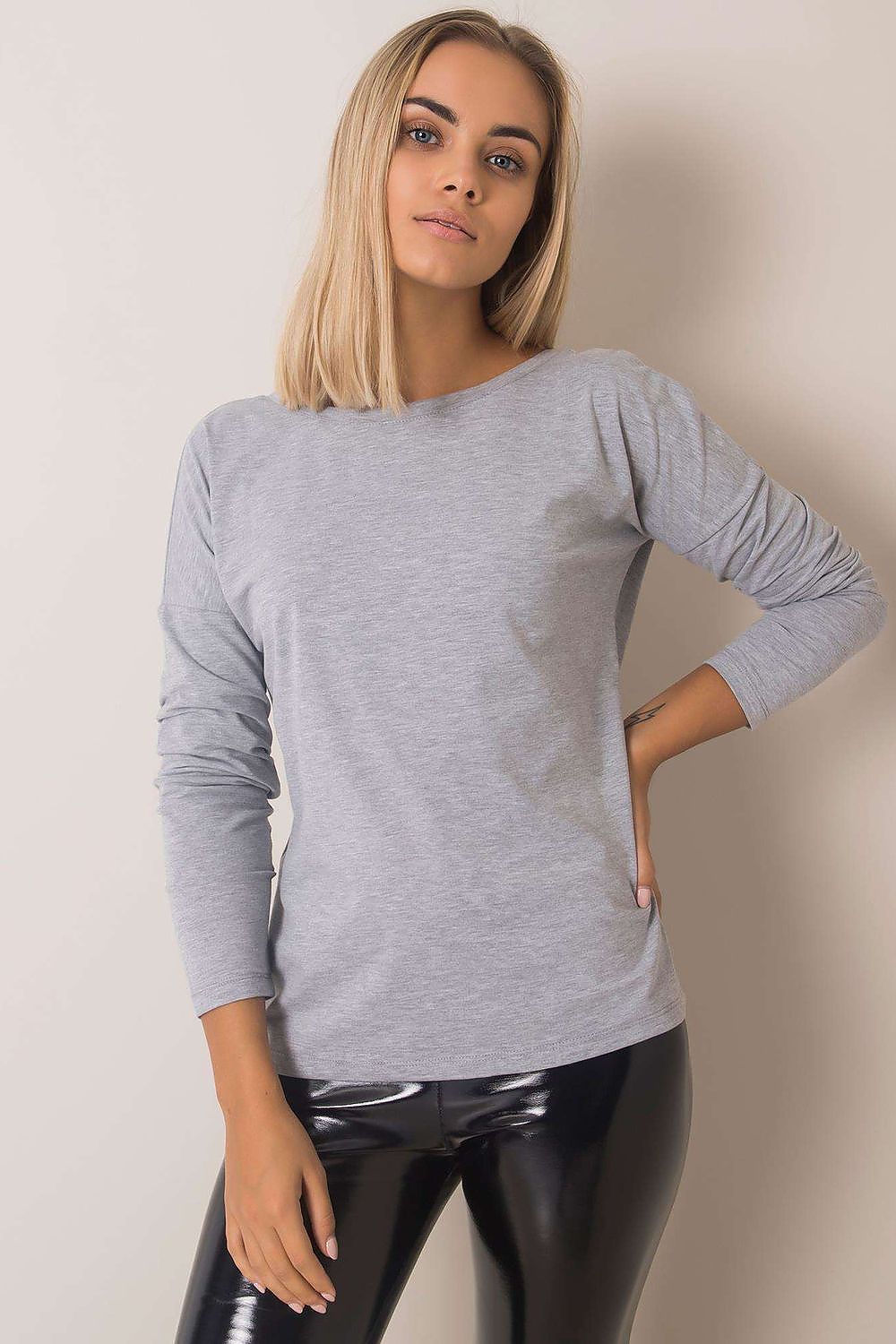 Blouse model 162845