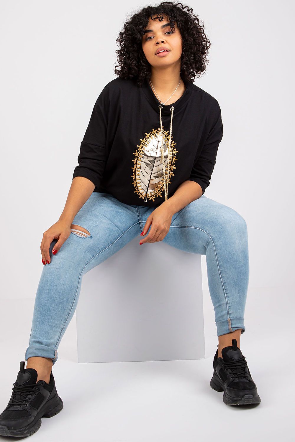 Blouse model 163033