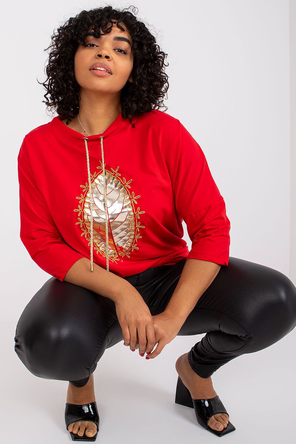 Blouse model 163035