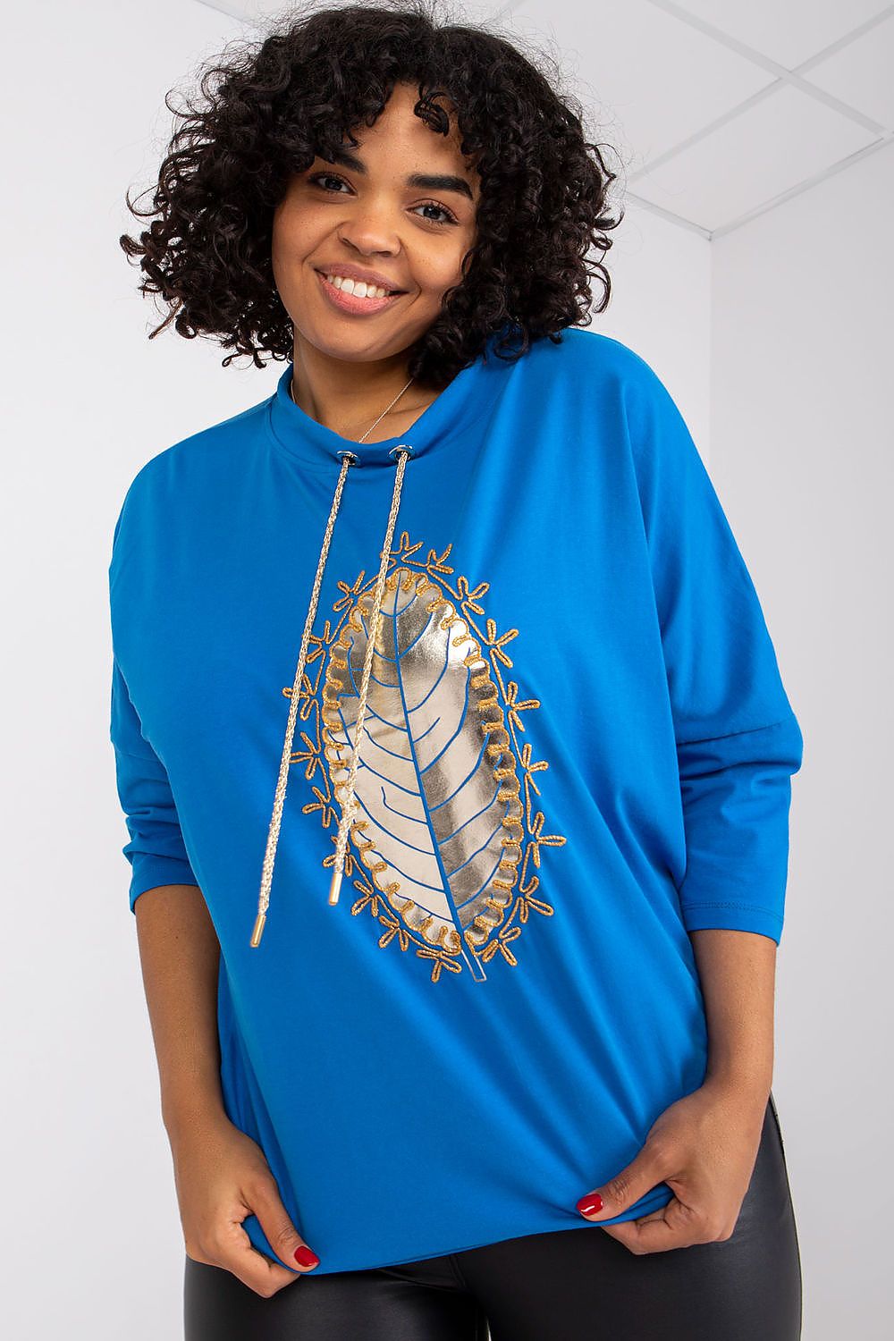 Blouse model 163038