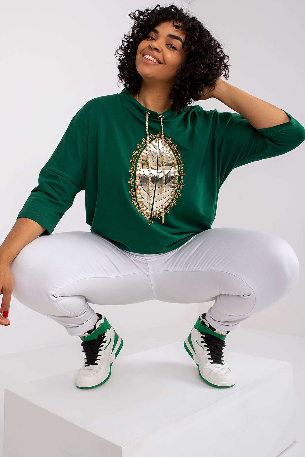 Blouse model 163039