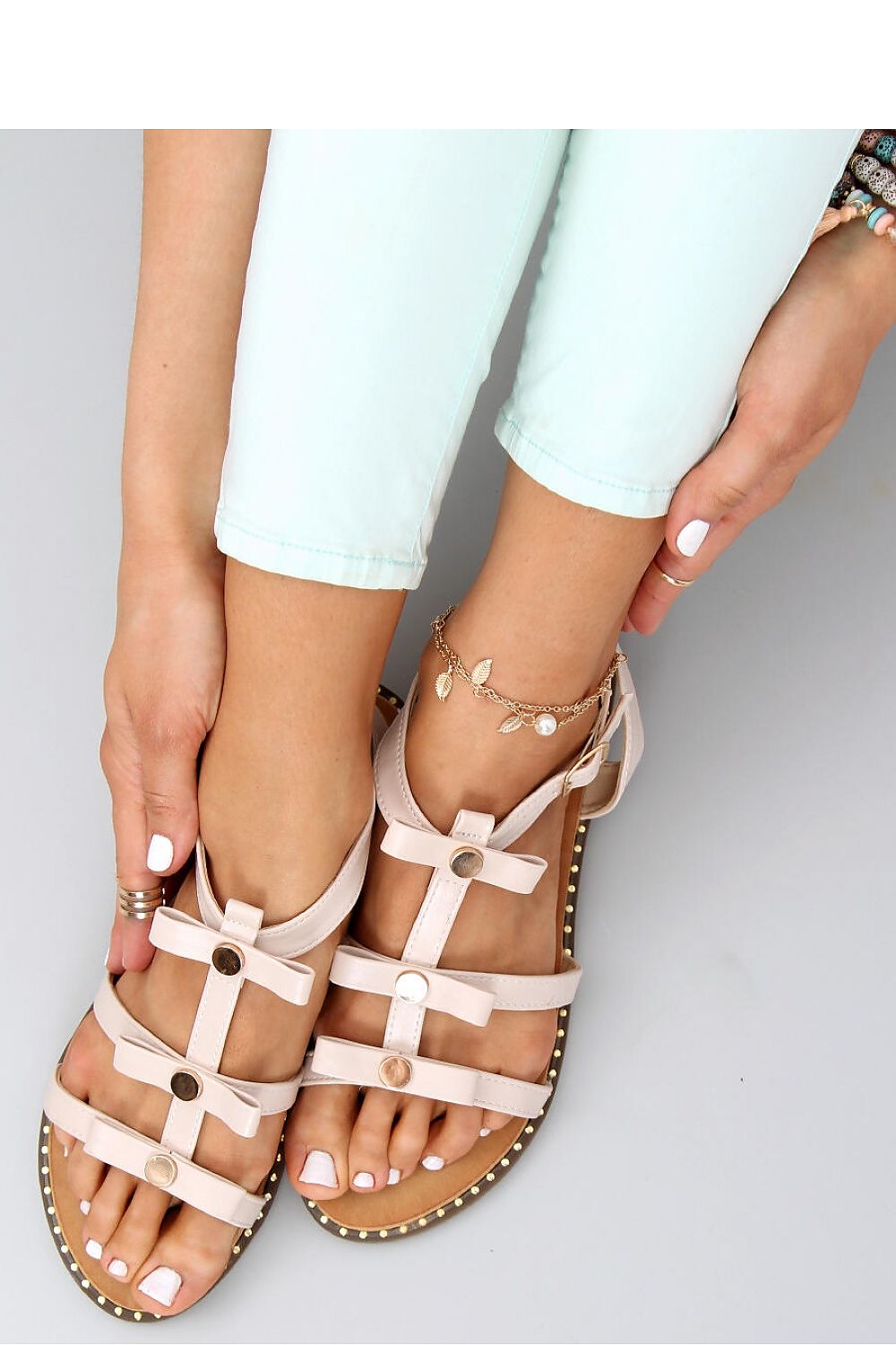 Sandals model 164412 Inello - Lojahub