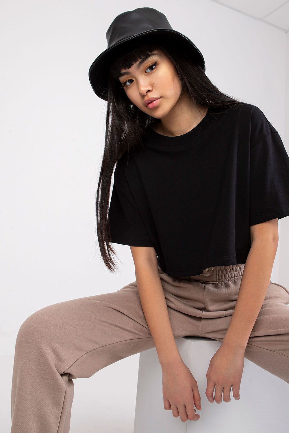 T-shirt model 165155