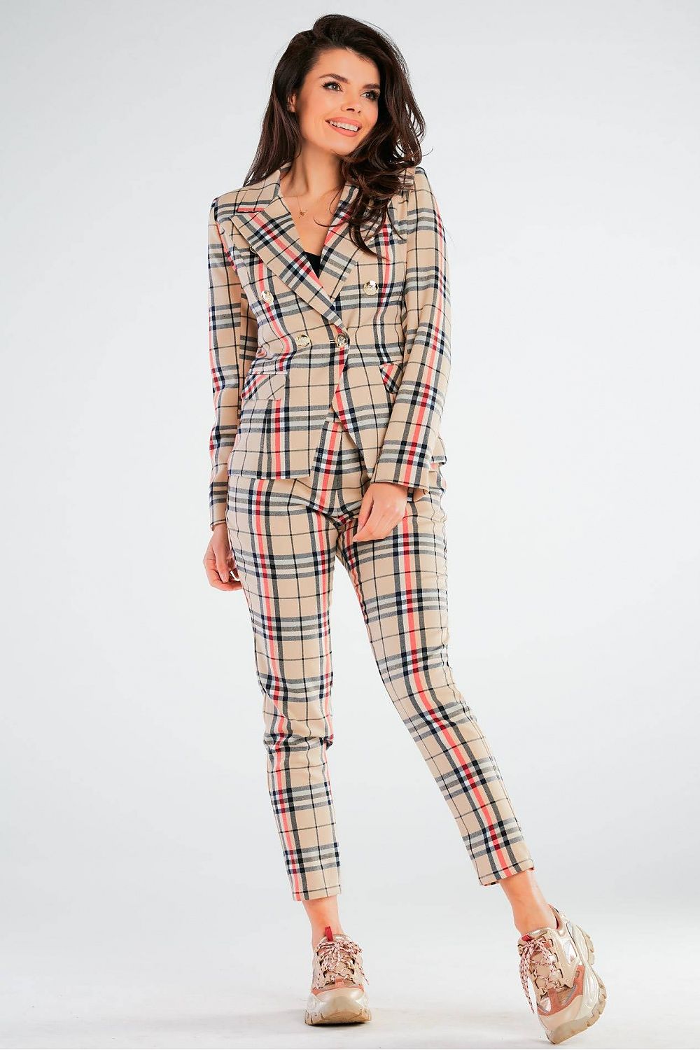 Women trousers model 166817