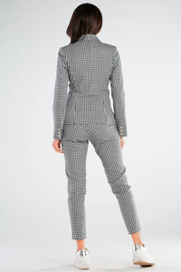 Women trousers model 166818