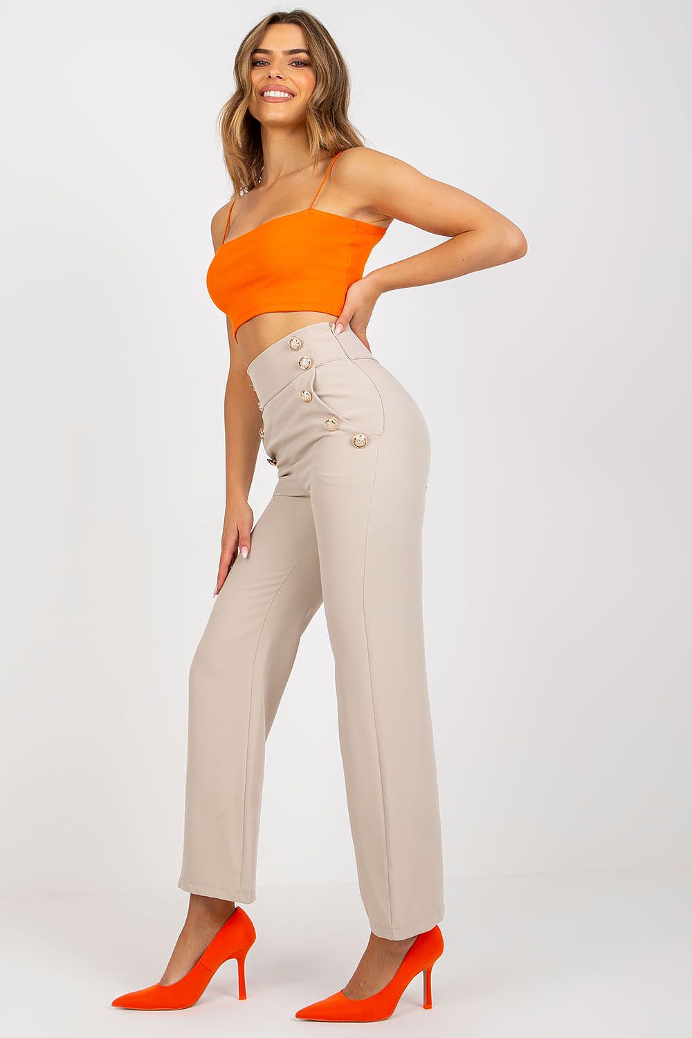 Women trousers model 166892