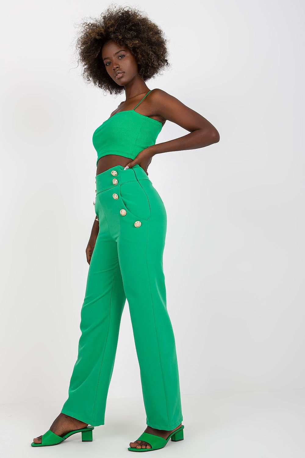 Women trousers model 166963