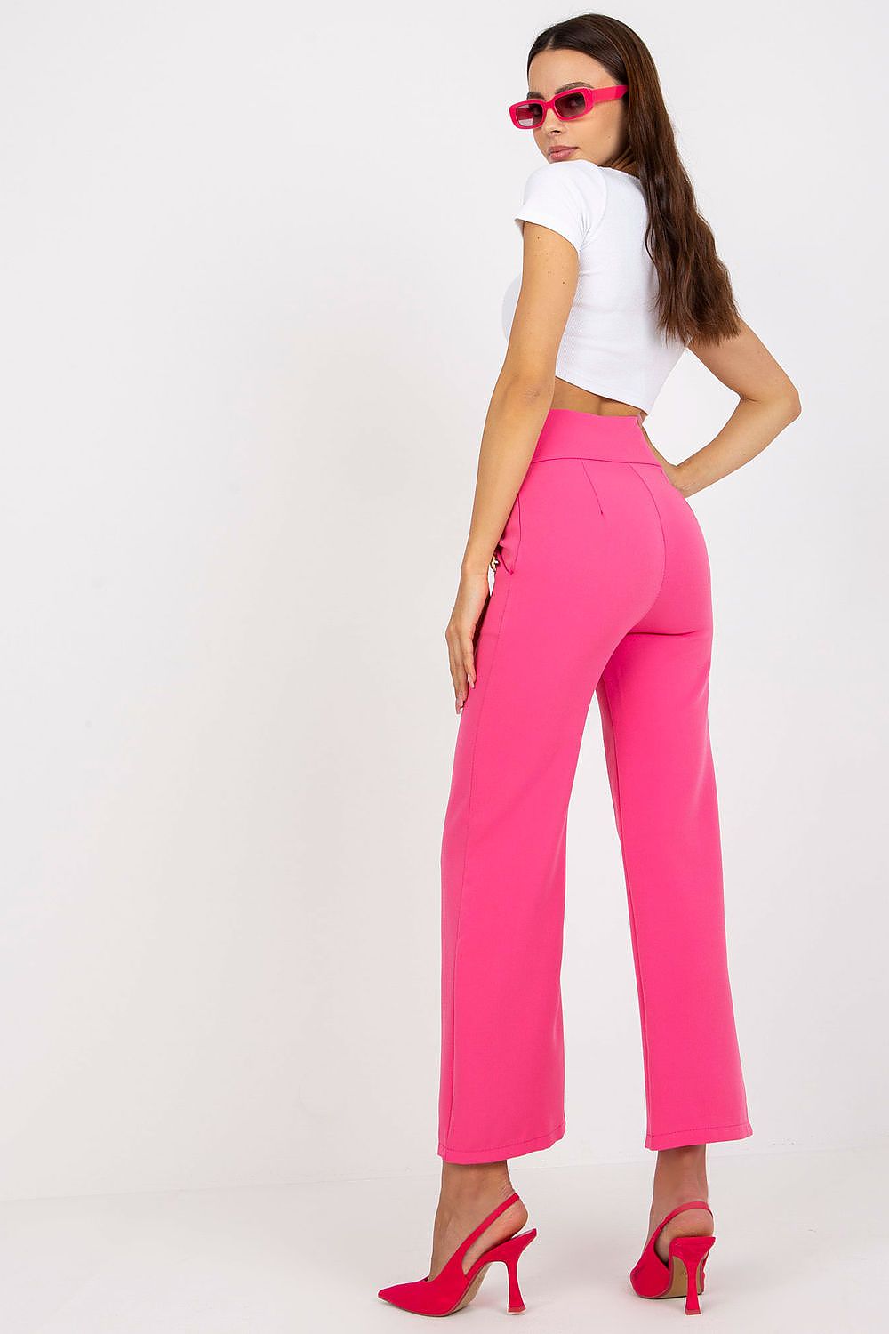 Women trousers model 167111