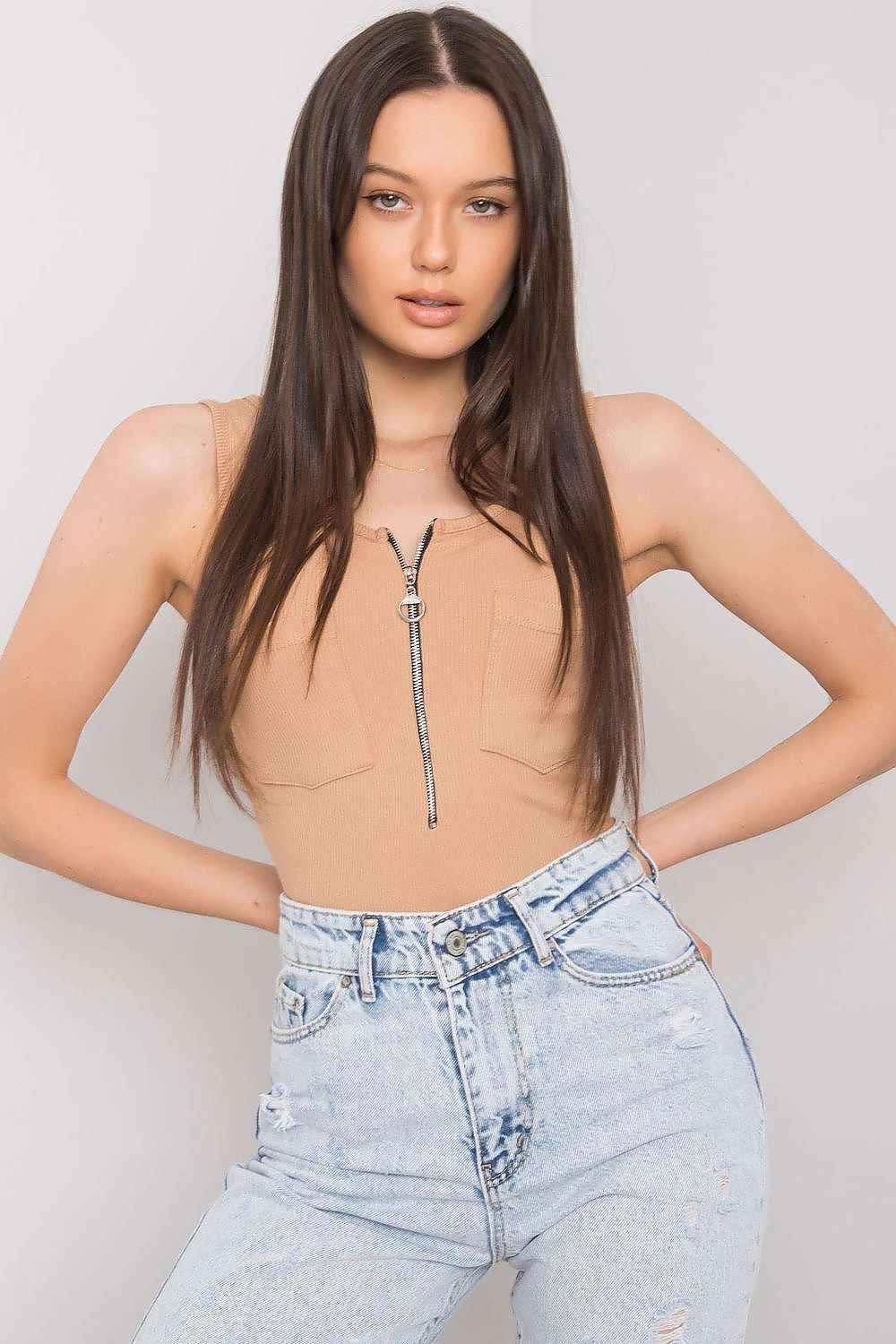 T-shirt model 167385