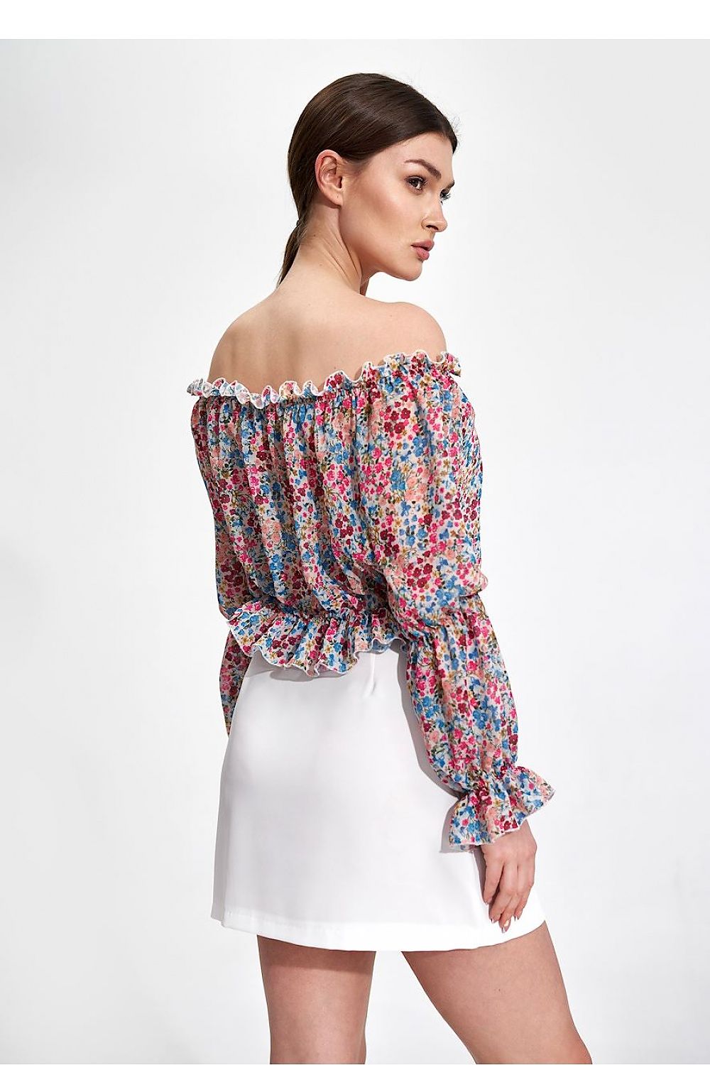 Blouse model 167825