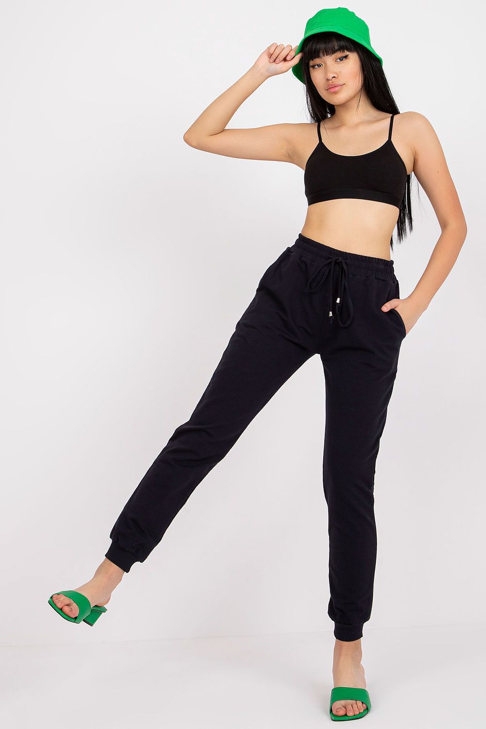 Tracksuit trousers model 167920