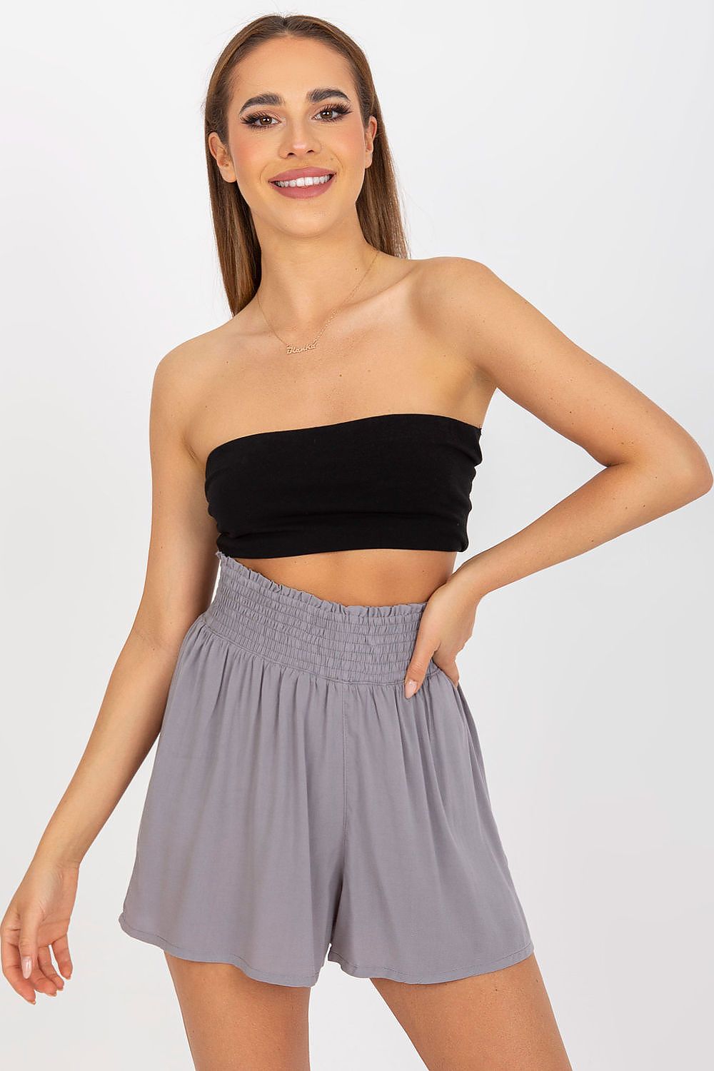 Shorts model 168009