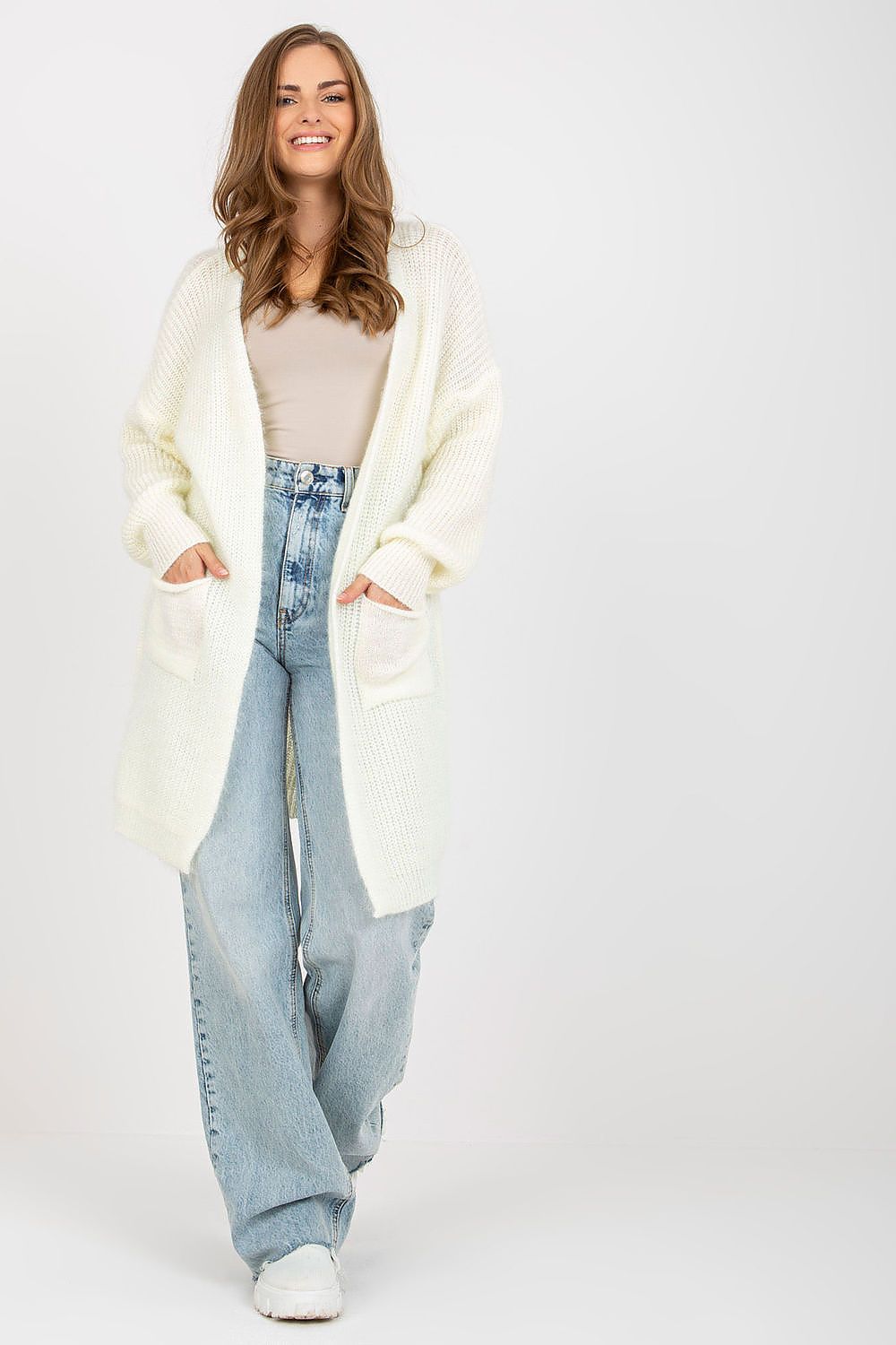 Cardigan model 170131