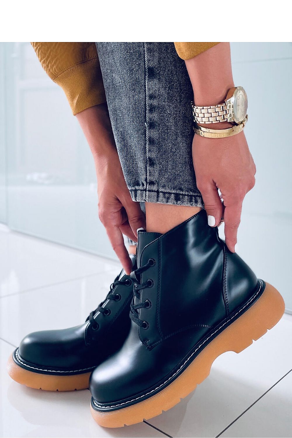 Boots model 170297