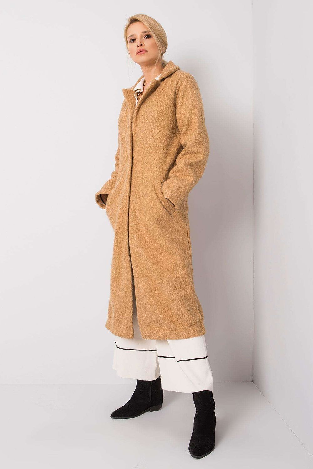 Coat model 172478