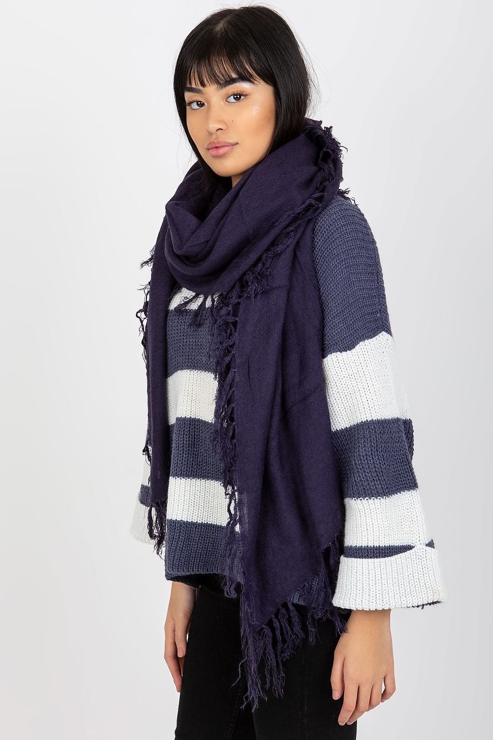 Shawl model 174882