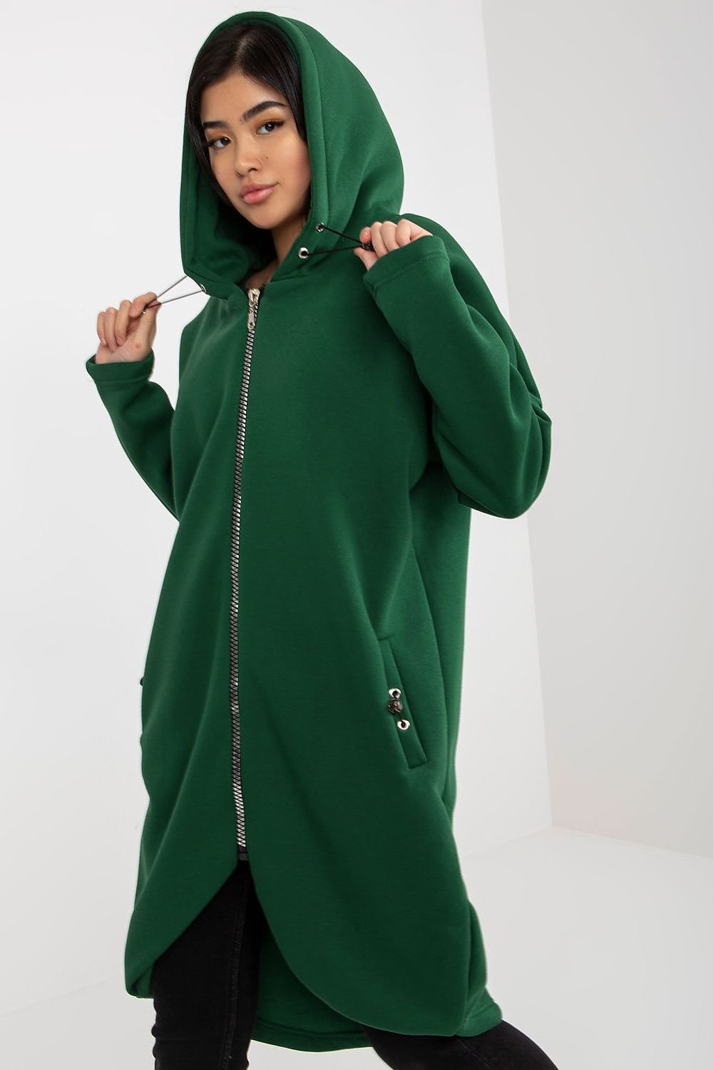 Sweatshirt model 175130