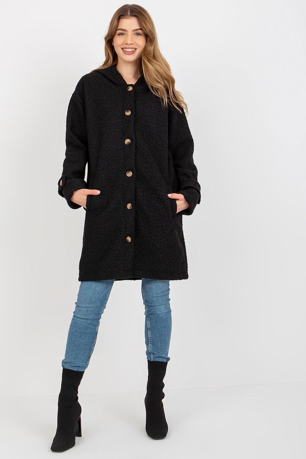 Coat model 175170